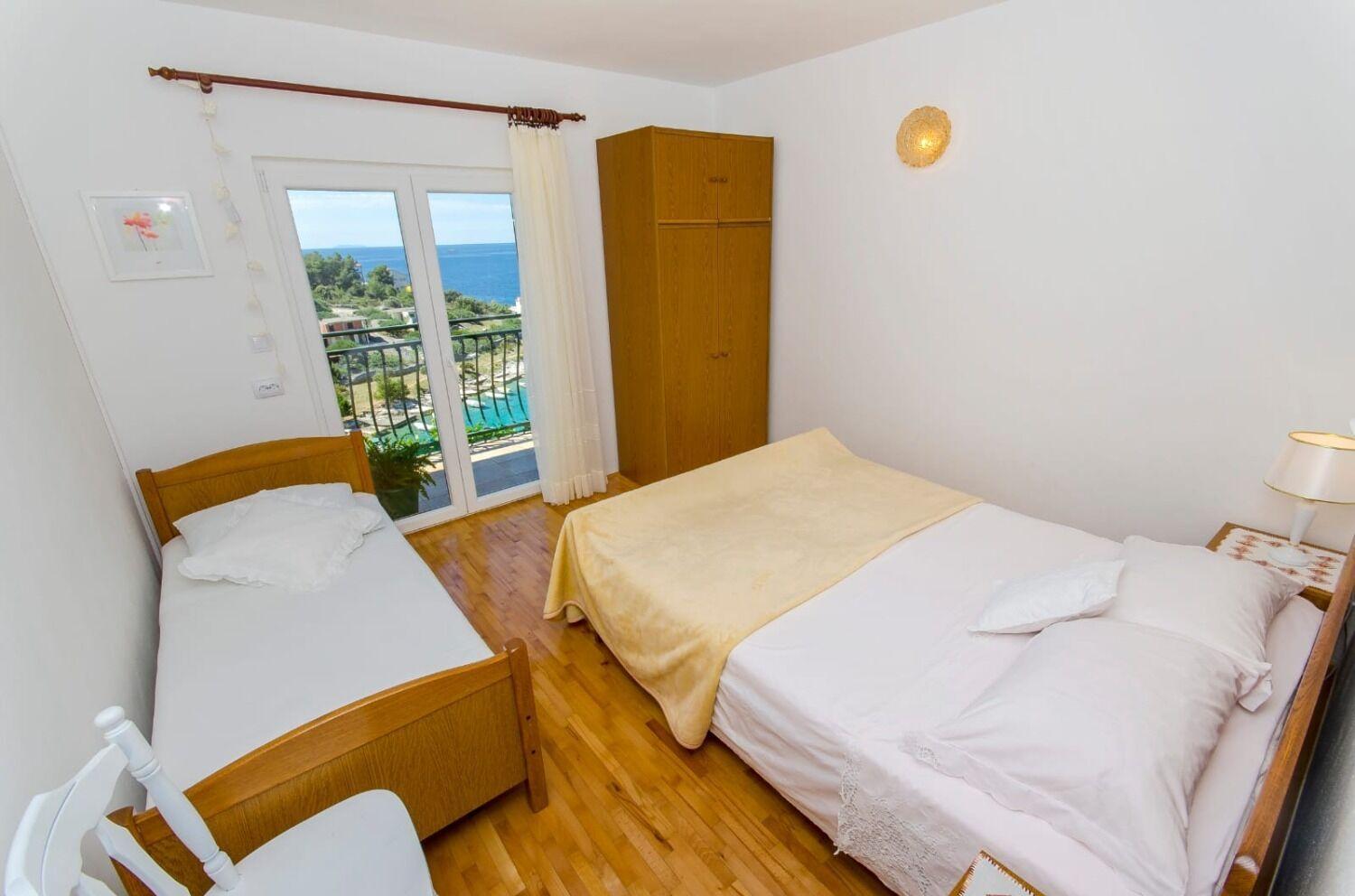 Apartments Bosiljka - By The Sea Sevid Exterior foto